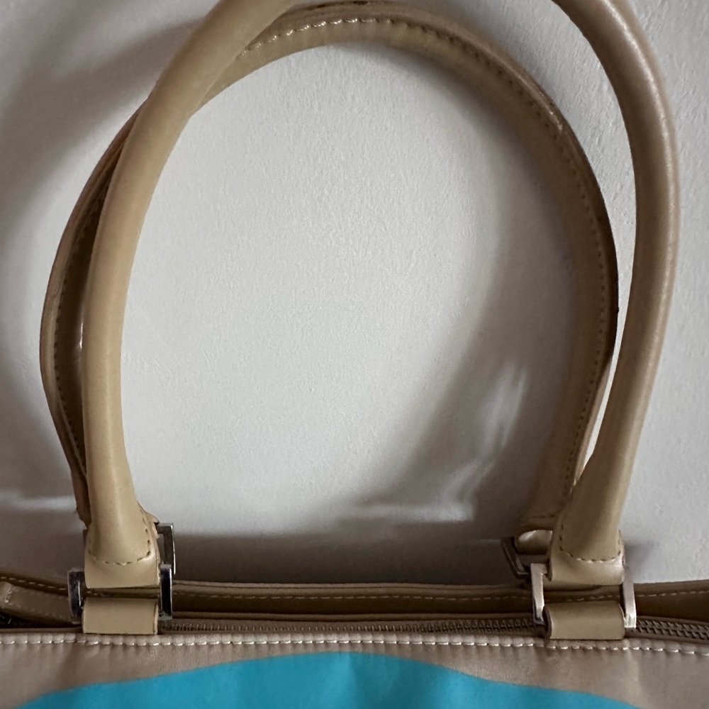 Harrods of London Zipper Tote - Picture 9 of 9